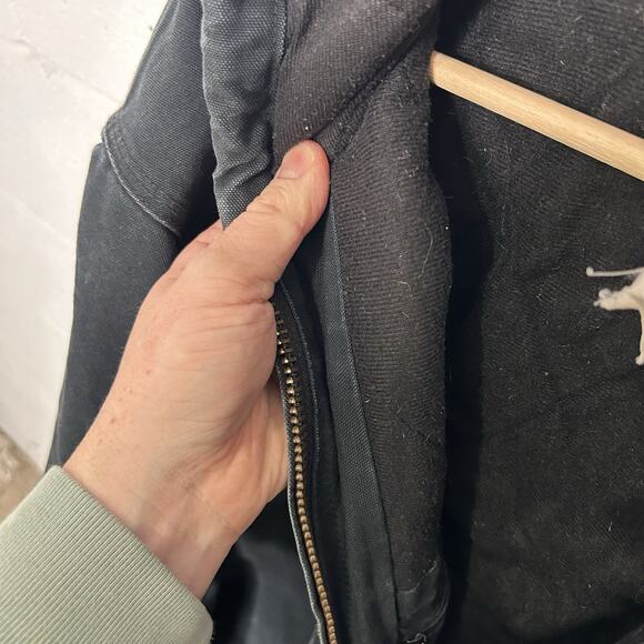 Vintage Carhartt Quilted Hooded Active Jacket “Black” J140 - Picture 10 of 10